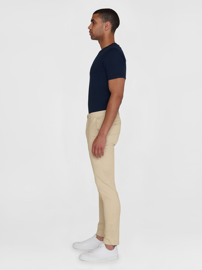 KnowledgeCotton Apparel - MEN LUCA slim twill chino pants Pants 1228 Light feather gray