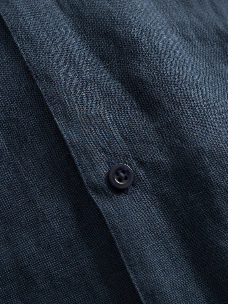 KnowledgeCotton Apparel - MEN Box fit short sleeved linen shirt Shirts 1001 Total Eclipse